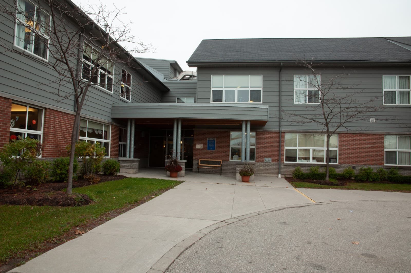 Extendicare Northridge Long-Term Care Home, a Extendicare residence in Oakville